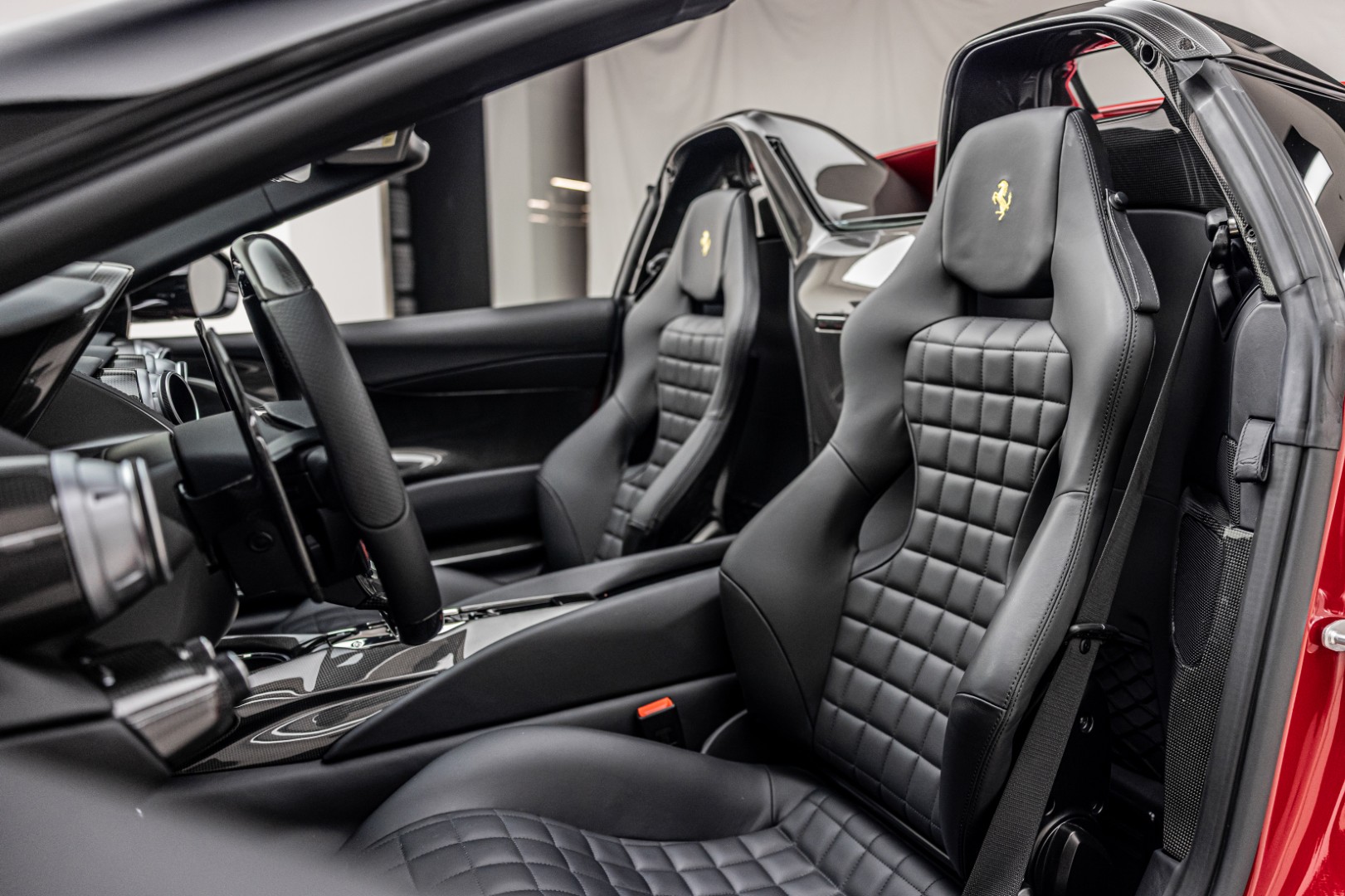 FERRARI 812 COMPETIZIONE APERTA